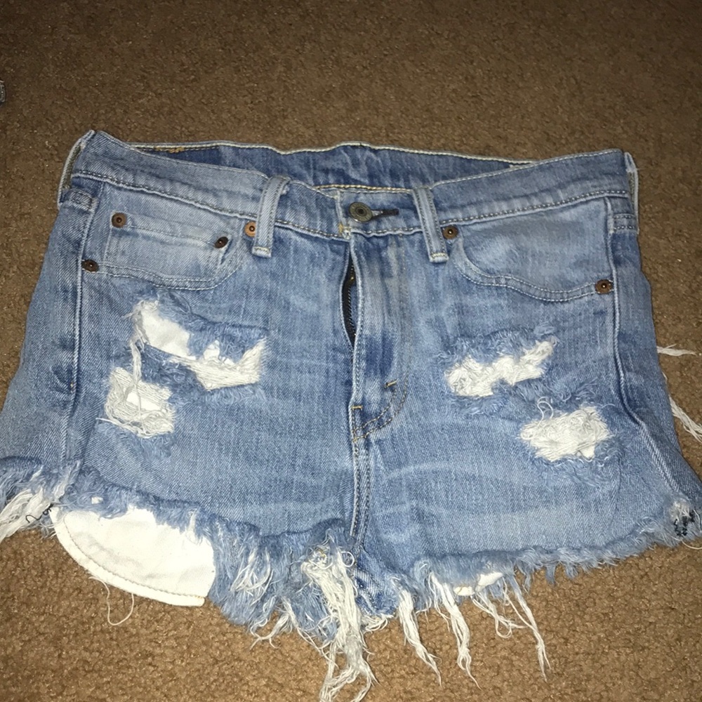 levi shorts
